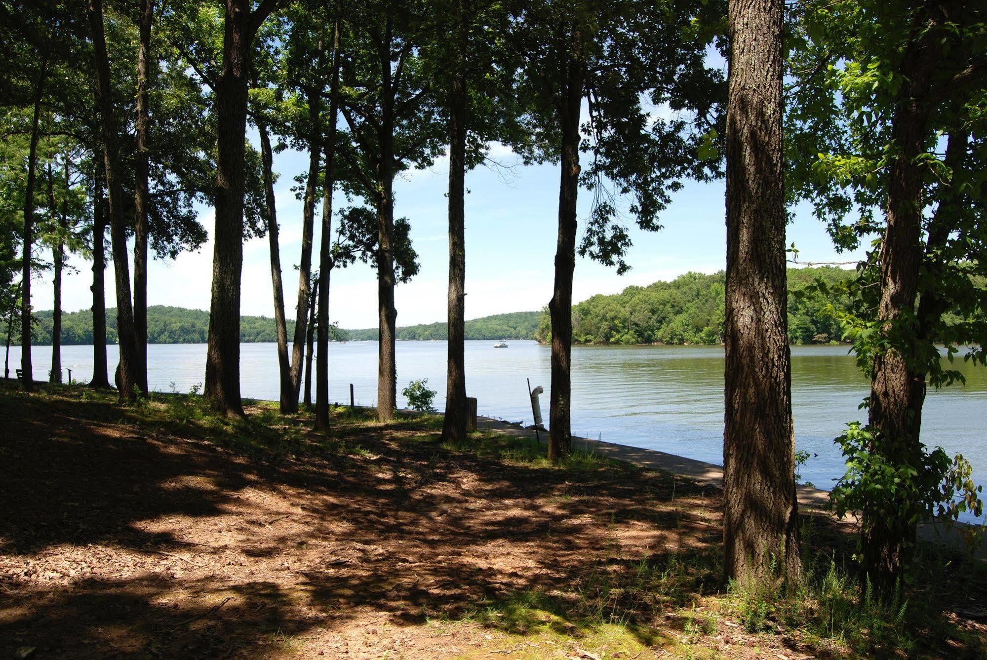 Lake Barkley State Resort Canton Ngoại thất bức ảnh